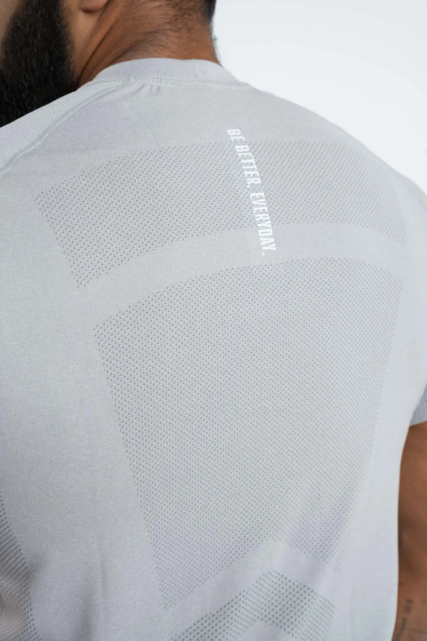 Heather Seamless Performance Tee