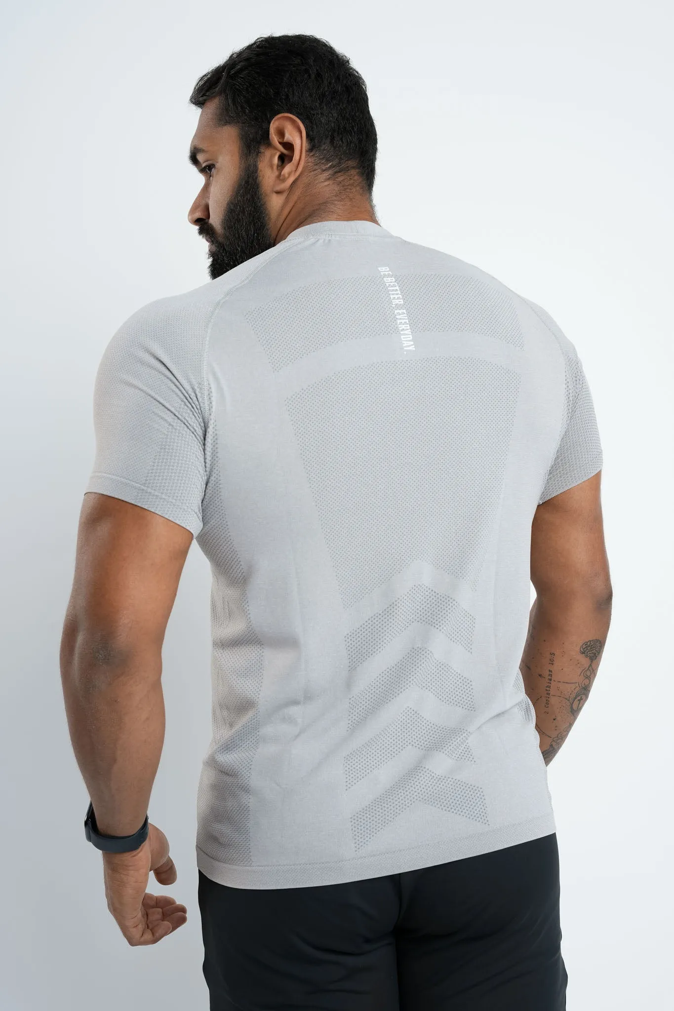 Heather Seamless Performance Tee