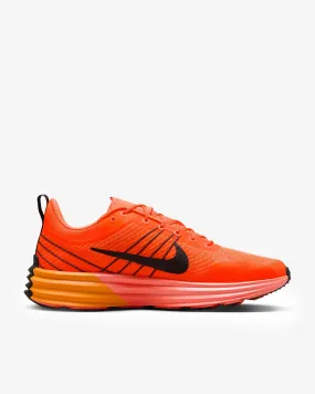 Lunar Roam 'Hyper Crimson'